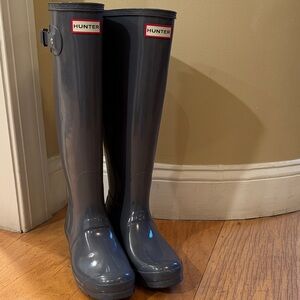 Hunter Charcoal Glossy Rain Boots EU39 in excellent condition worn 1x